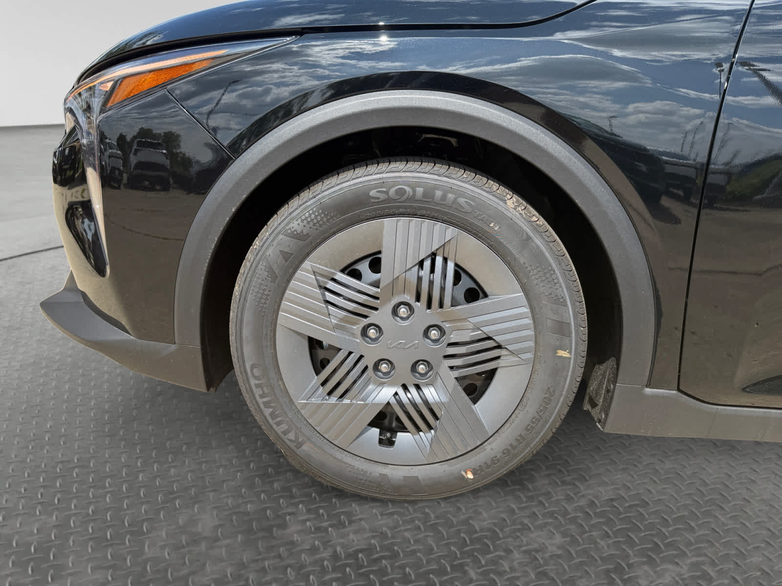 New 2026 Kia K4 FWD image 9