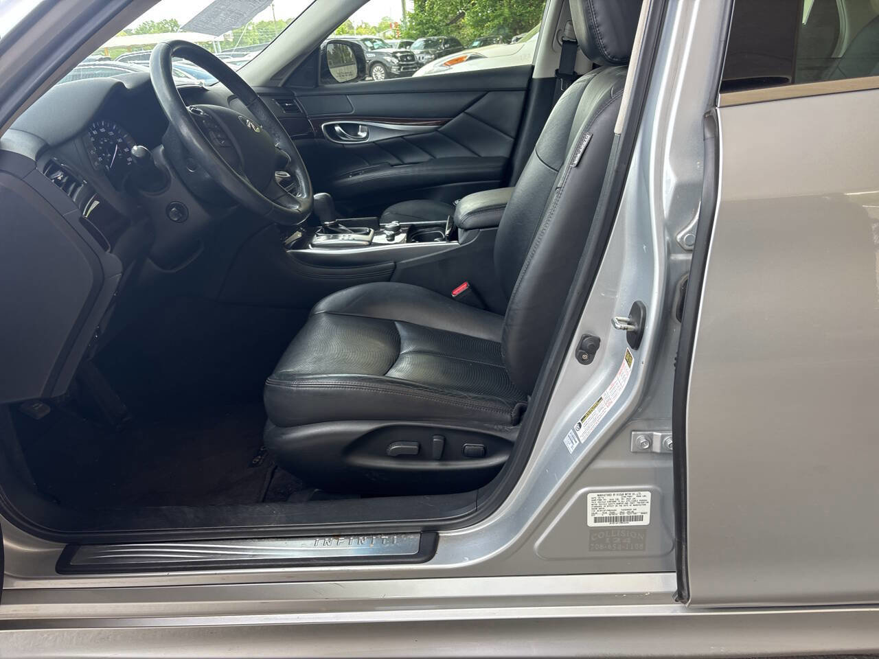 Used 2015 INFINITI Q70 3.7 image 5