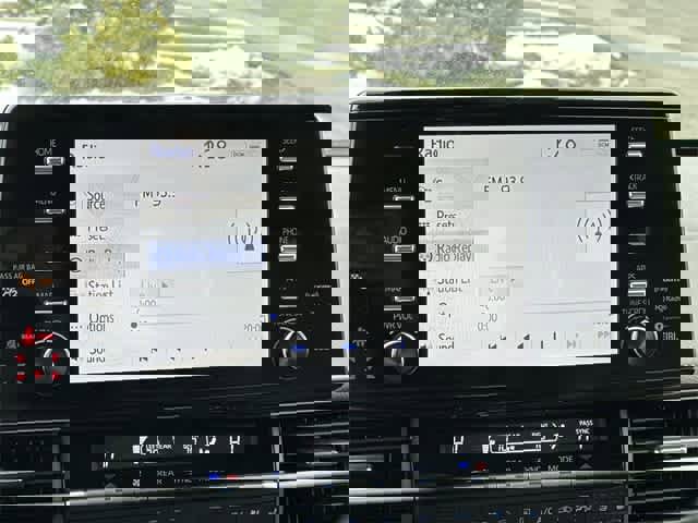 Used 2024 Toyota Sienna Platinum image 12