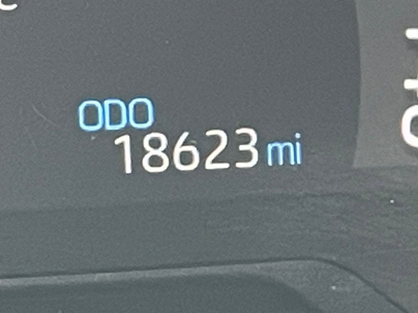 Used 2025 Toyota RAV4 XLE w/ Weather Package image 39