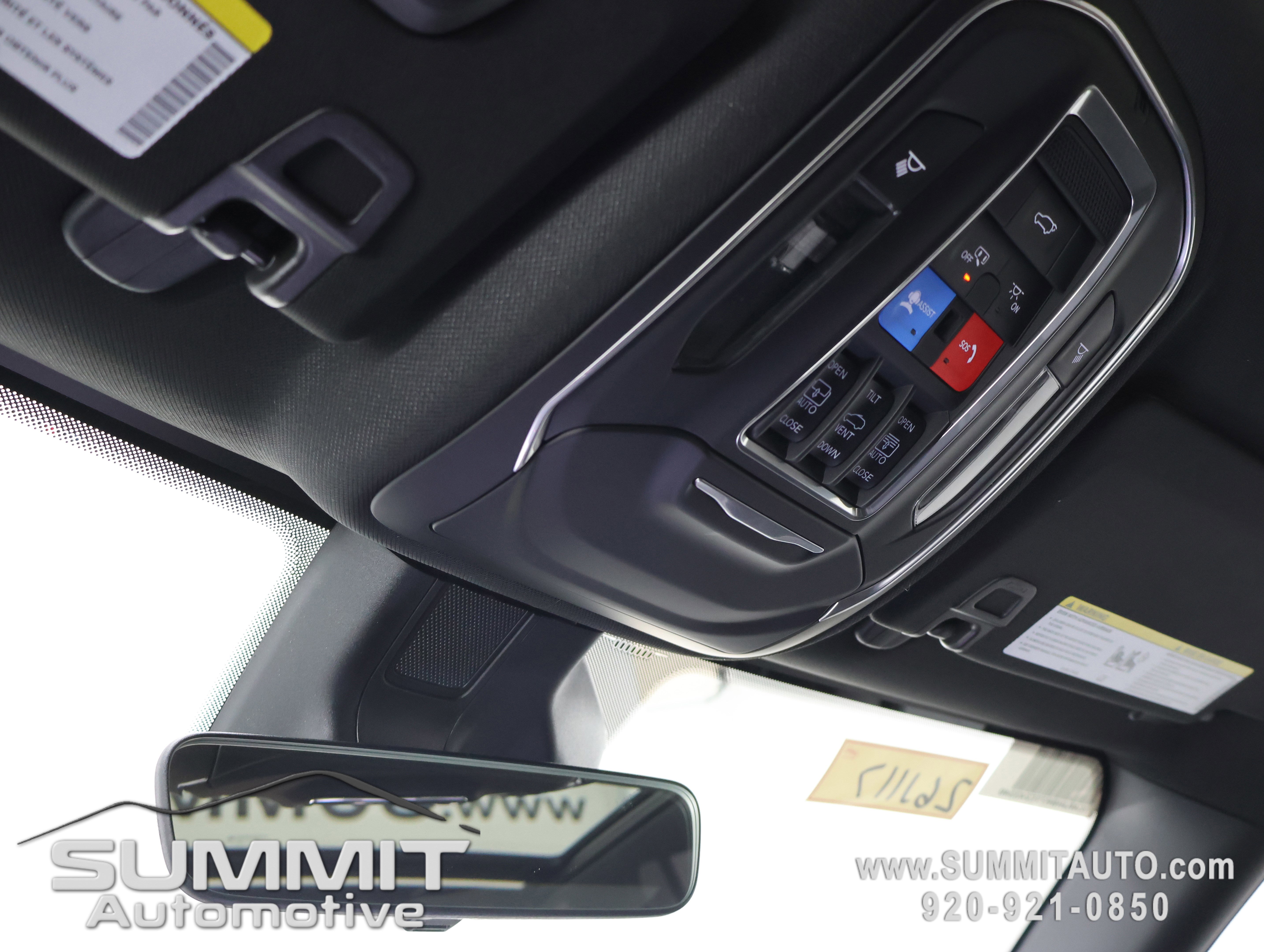 New 2026 Jeep Grand Cherokee Limited AWD/4WD image 12