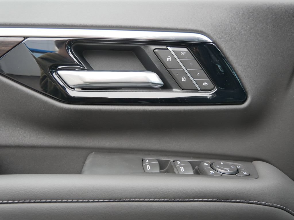 New 2026 Chevrolet Tahoe LT w/ Comfort Package AWD/4WD image 14