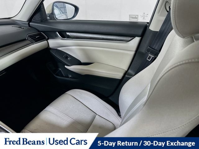Used 2020 Honda Accord EX image 24