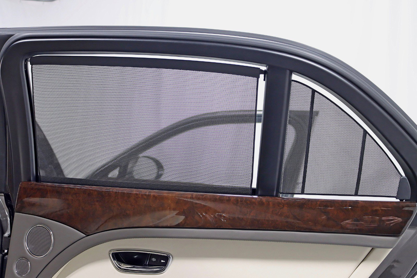 Used 2011 Bentley Mulsanne image 40