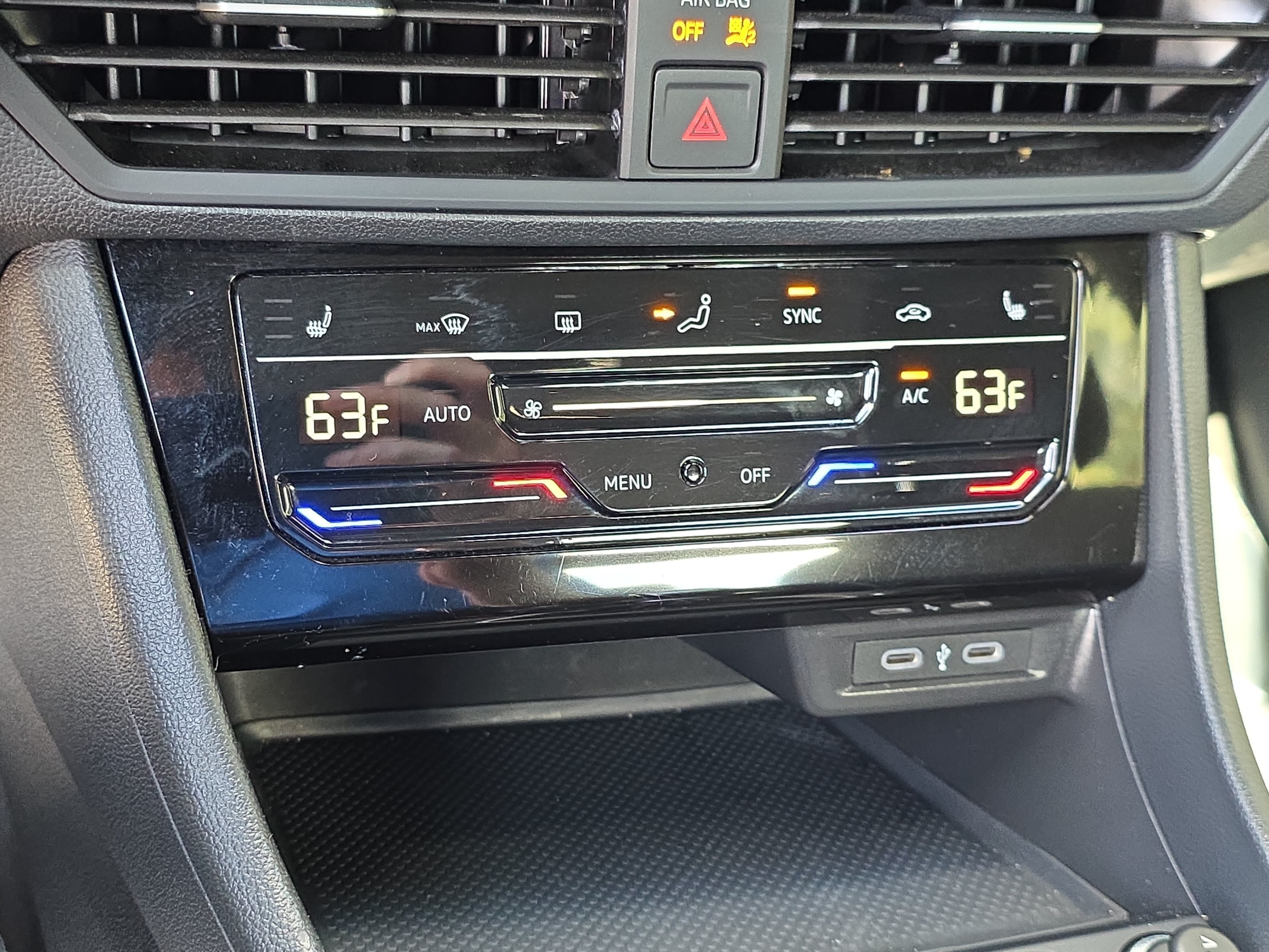 Used 2025 Volkswagen Jetta Sport FWD image 21