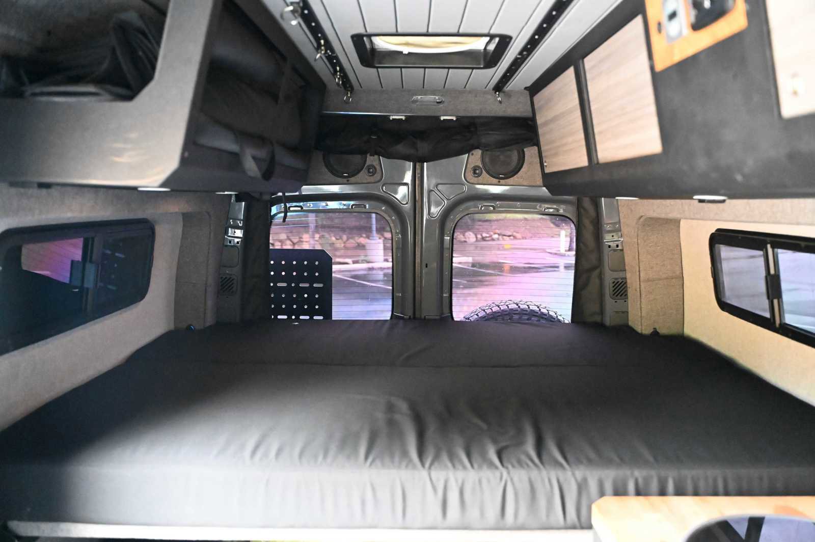 Used 2020 Mercedes-Benz Sprinter 2500 image 18