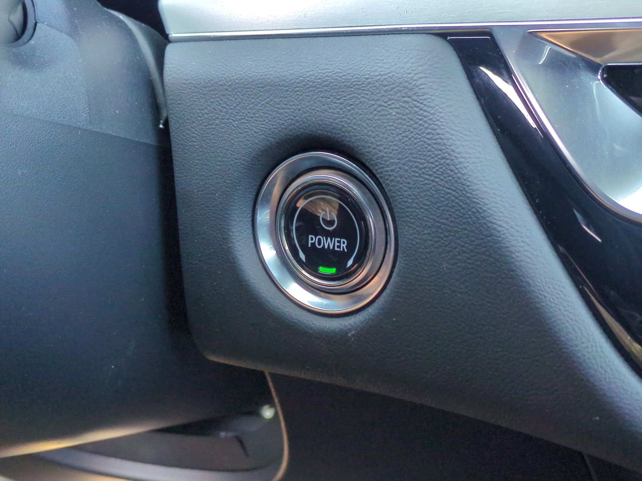 Certified 2024 Cadillac Lyriq Sport AWD/4WD image 17