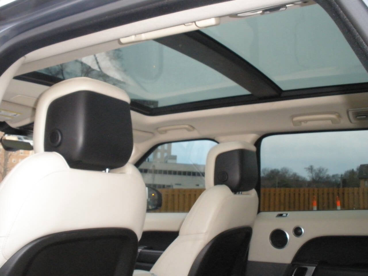 Used 2020 Land Rover Range Rover Sport HSE AWD/4WD image 30