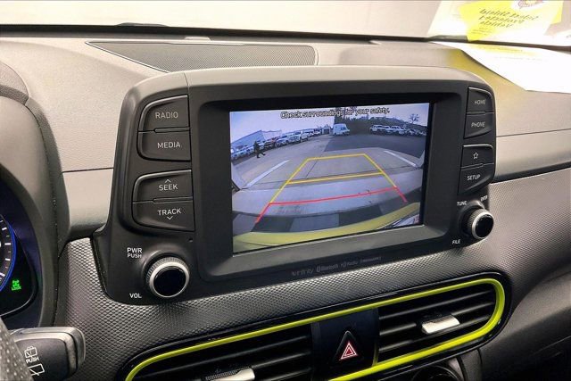 Used 2020 Hyundai Kona Limited w/ Cargo Package image 24