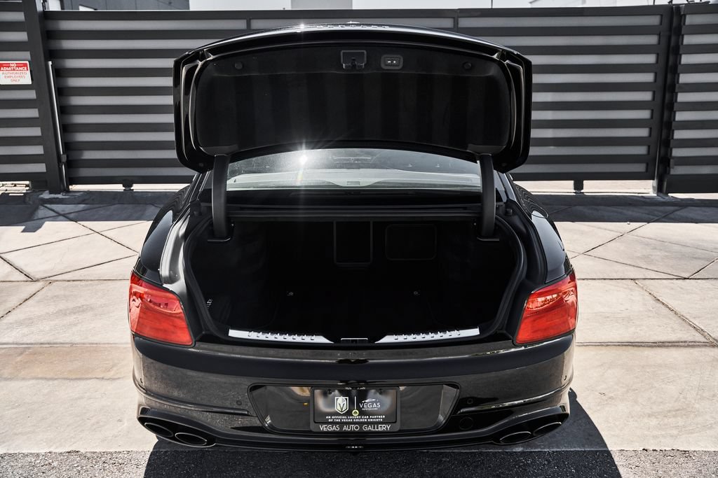 Used 2024 Bentley Flying Spur V8 AWD/4WD image 17