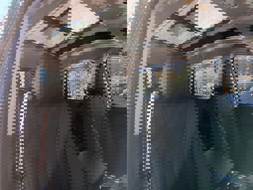 Used 2023 Acura MDX SH-AWD w/ Technology Package image 25