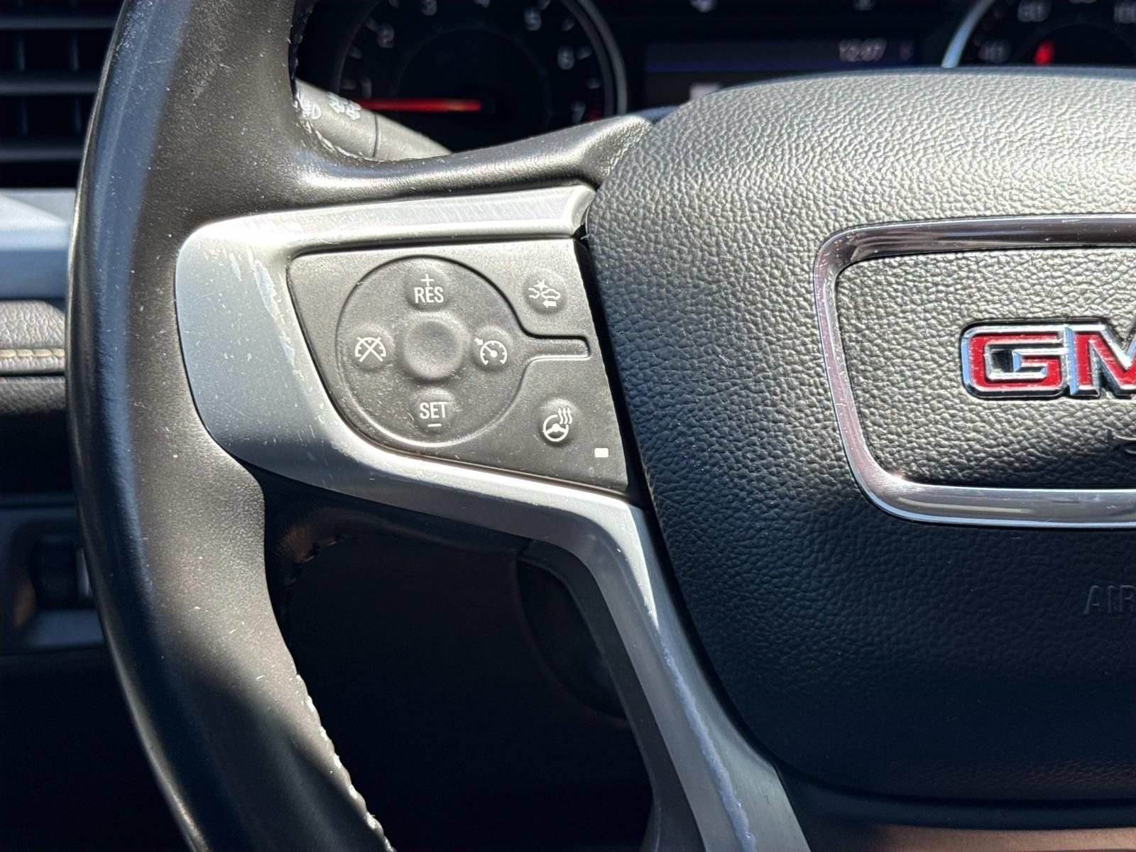 Used 2021 GMC Acadia SLT w/ Preferred Package AWD/4WD image 15