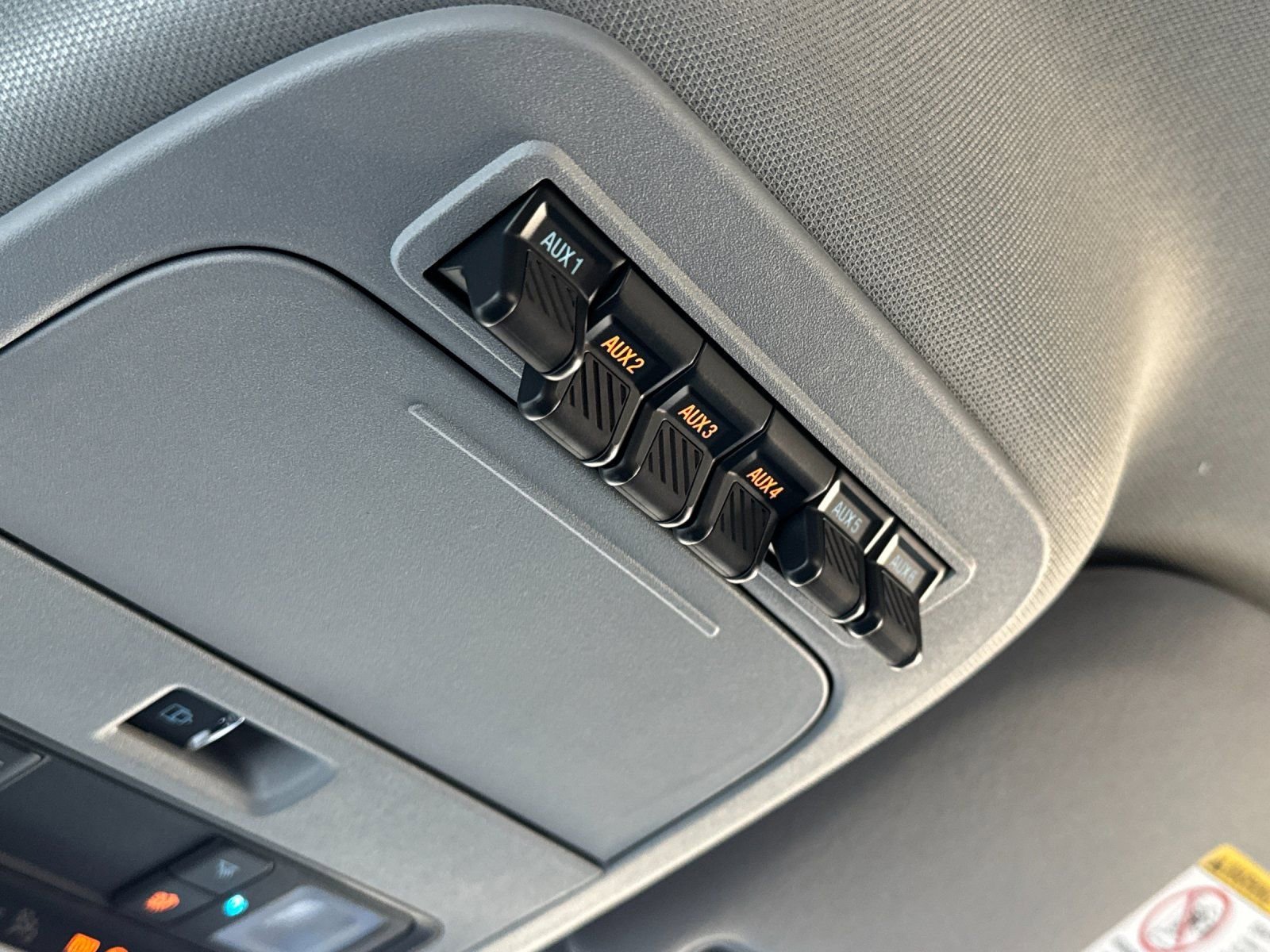 New 2025 Ford F350 XL w/ XL Chrome Package image 29