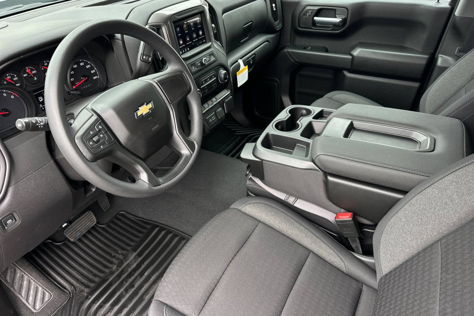New 2026 Chevrolet Silverado 1500 Custom w/ LPO, Dark Essentials Package AWD/4WD image 10