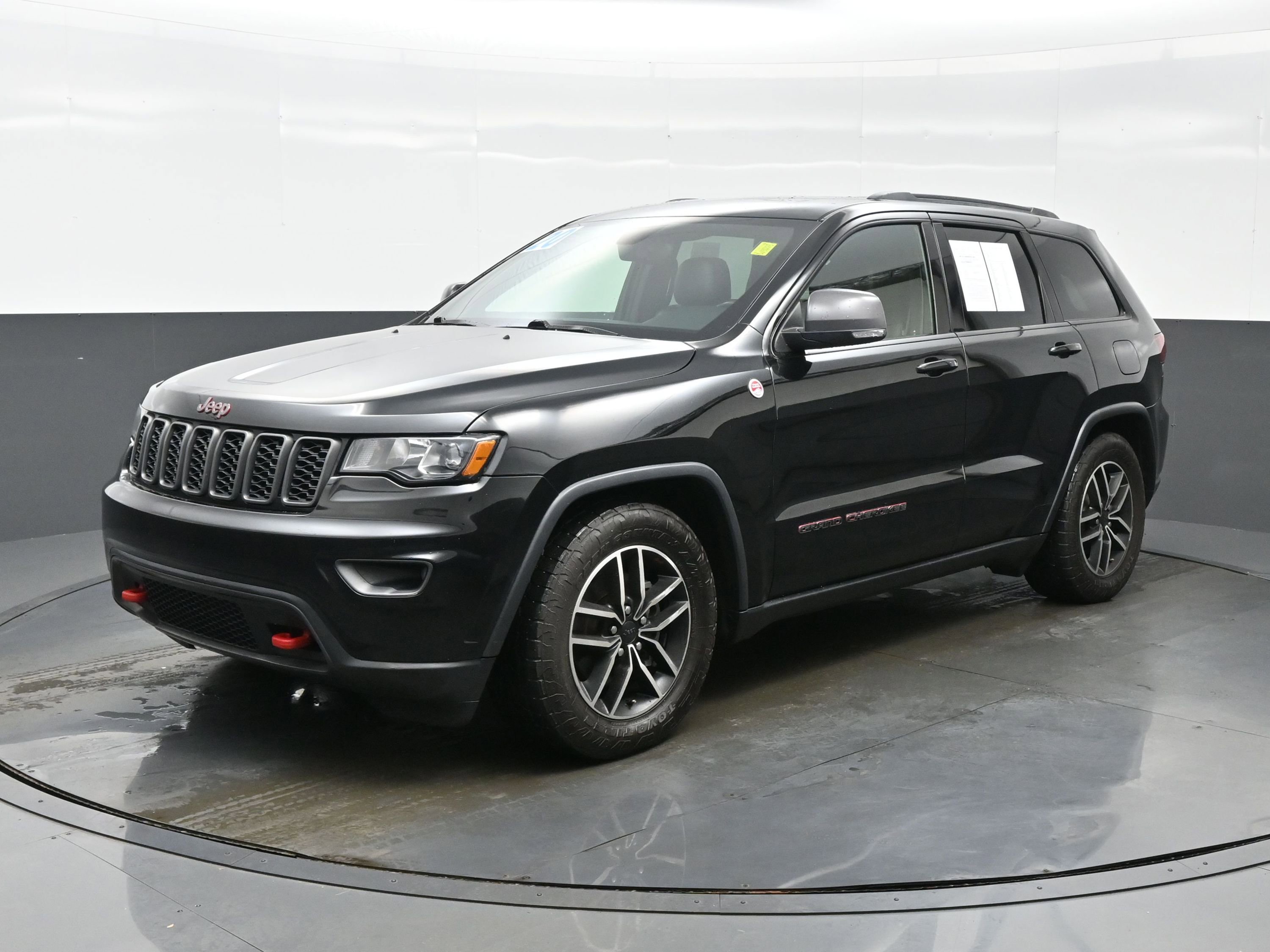 Used 2020 Jeep Grand Cherokee Trailhawk AWD/4WD image 2