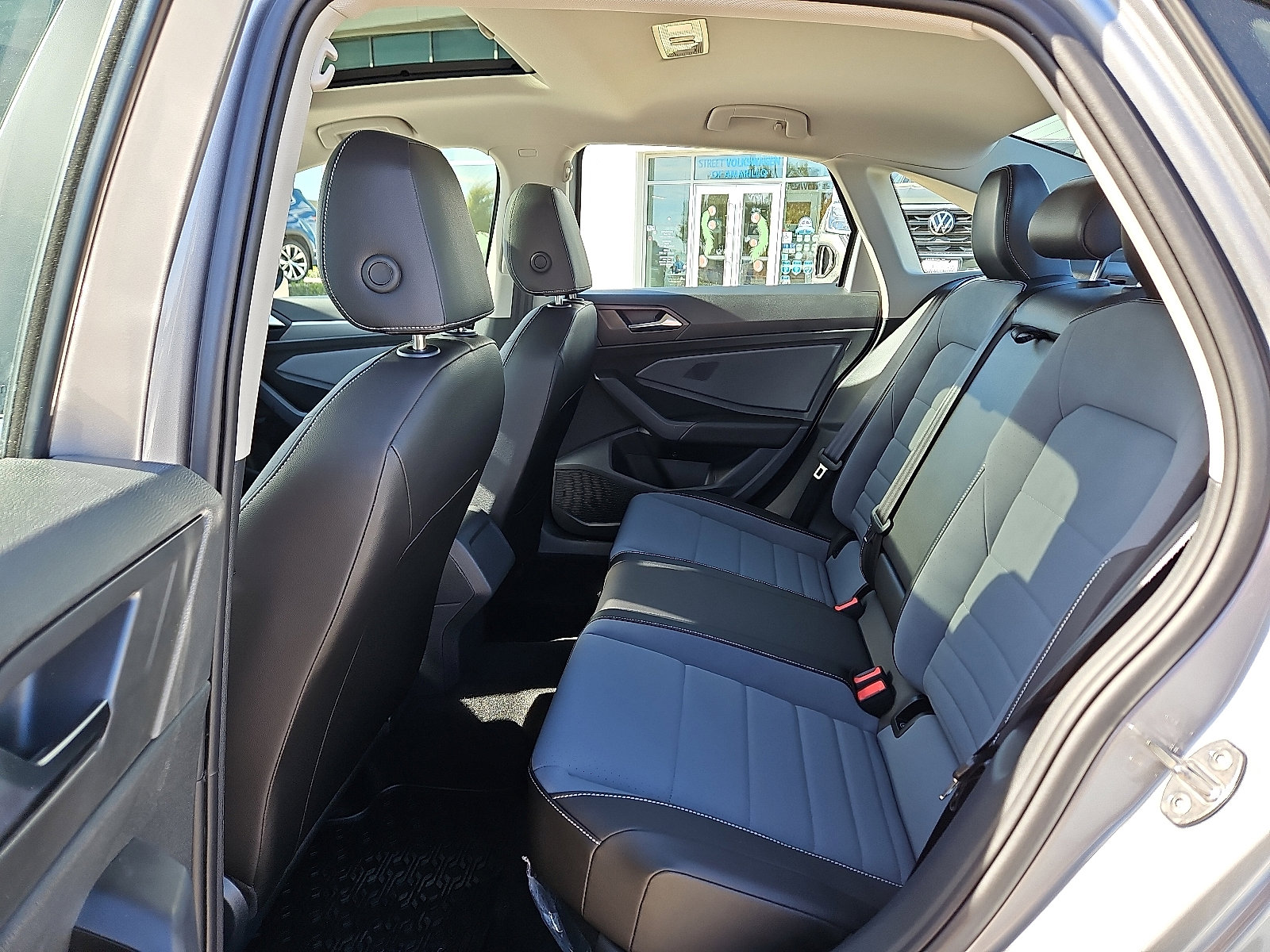 New 2026 Volkswagen Jetta SE image 8