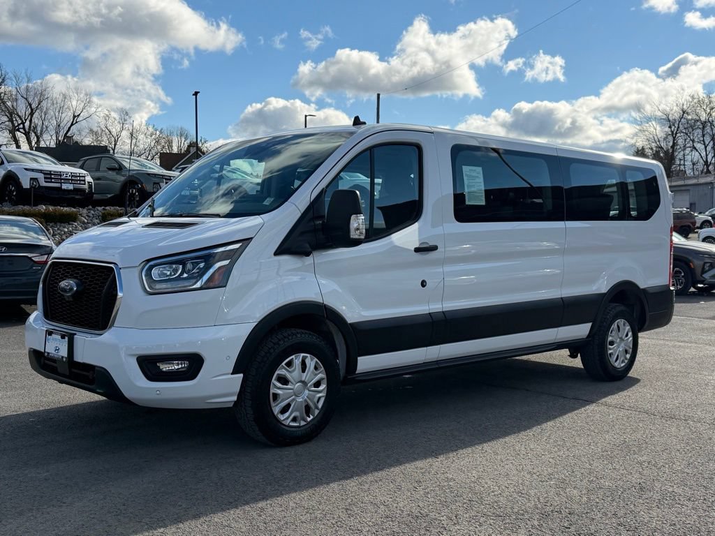 Used 2023 Ford Transit 350 XLT RWD image 3