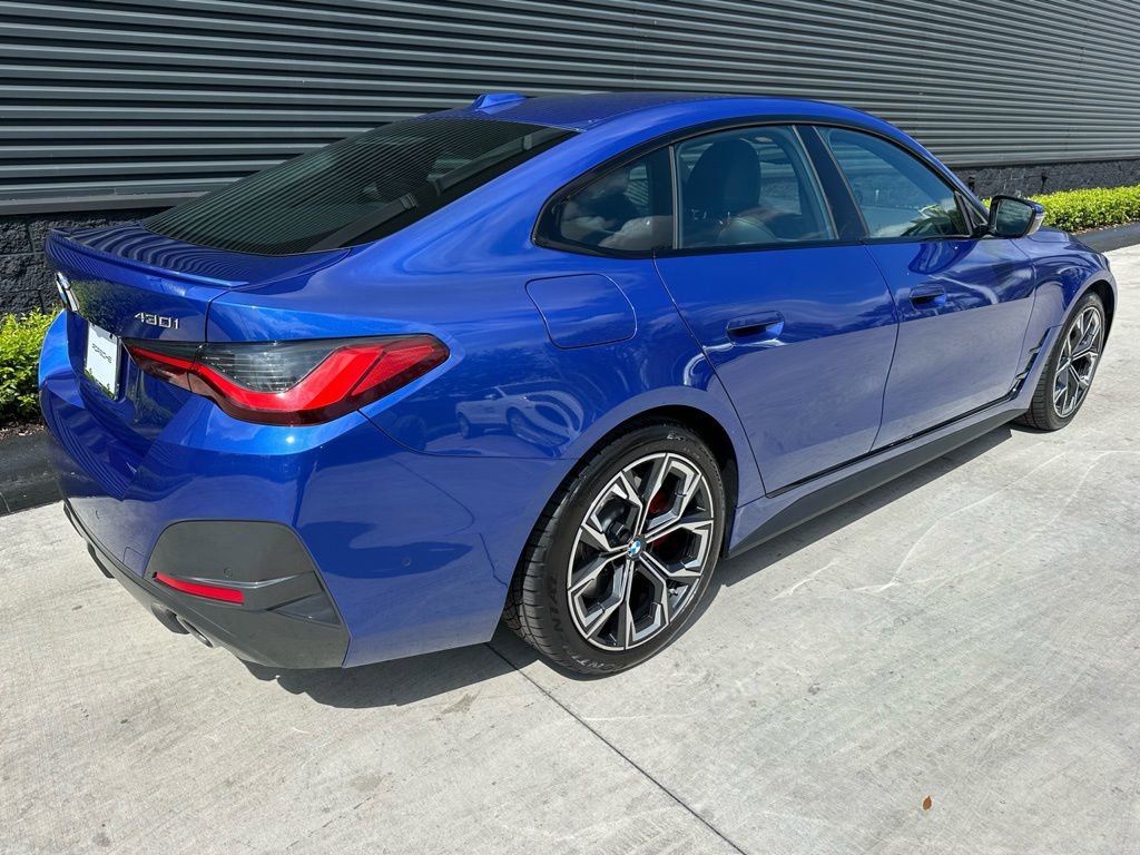 Used 2022 BMW 430i Gran Coupe w/ M Sport Package image 9