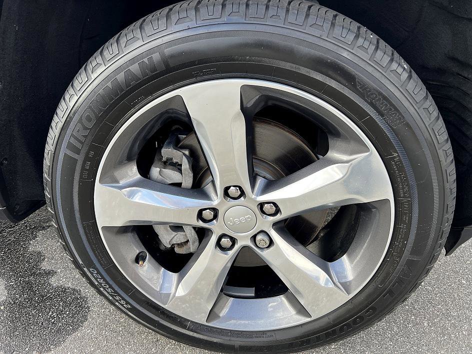 Used 2021 Jeep Grand Cherokee L Limited image 12