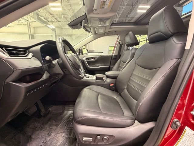 Used 2024 Toyota RAV4 Limited w/ Advanced Technology Package AWD/4WD image 23