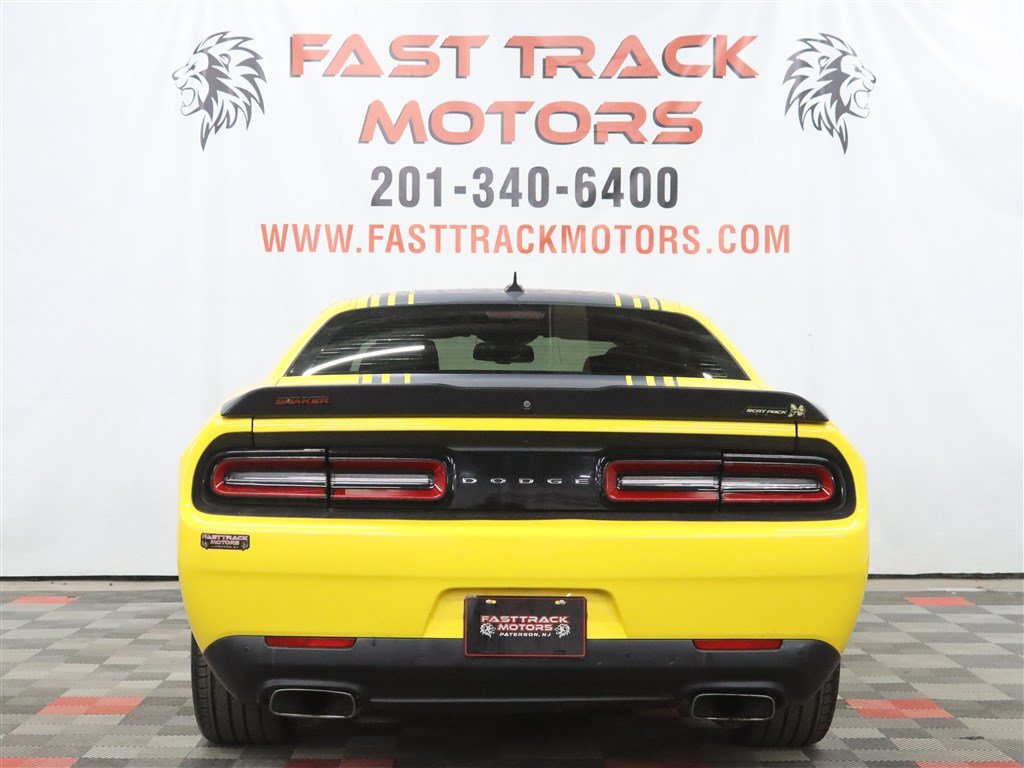 Used 2018 Dodge Challenger R/T Scat Pack RWD image 8