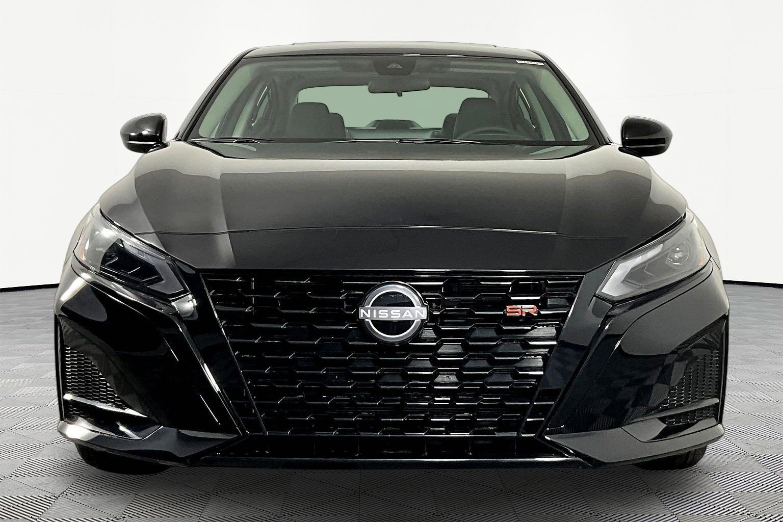 New 2026 Nissan Altima 2.5 SR image 2