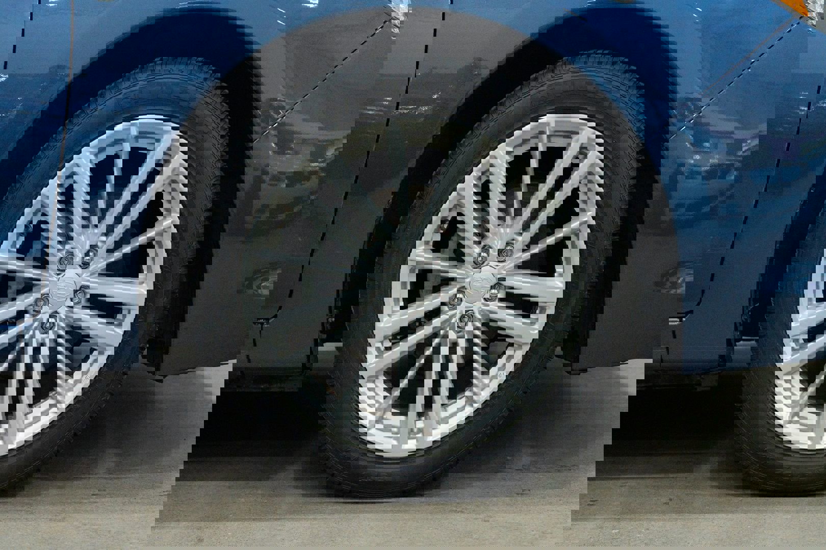 Used 2013 Subaru Impreza 2.0i Limited w/ Popular Pkg 1 image 13