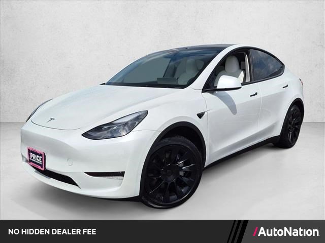 Used 2024 Tesla Model Y Long Range RWD image 1