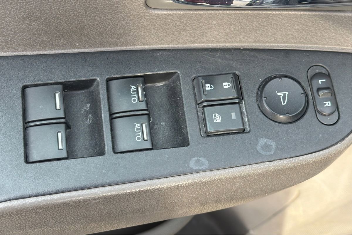 Used 2015 Honda Odyssey EX-L image 39