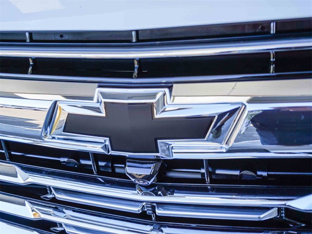 New 2026 Chevrolet Suburban Premier w/ Sun And Tow Package image 4