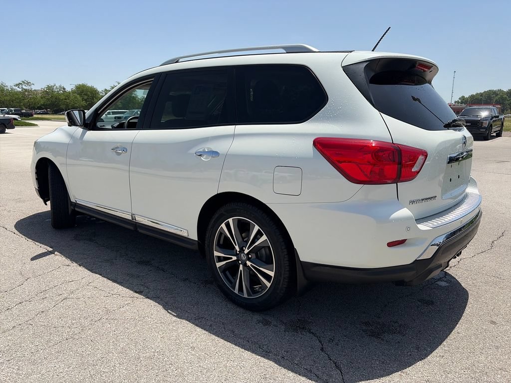 Used 2017 Nissan Pathfinder Platinum w/ Cargo Package AWD/4WD image 5