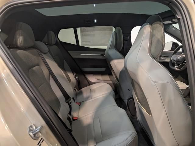 New 2026 Volvo EX30 Cross Country Ultra w/ Protection Package Premier image 21