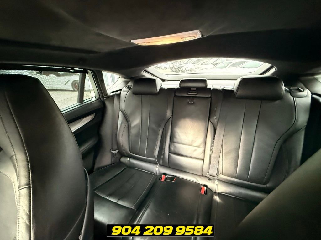 Used 2015 BMW X6 M AWD/4WD image 32