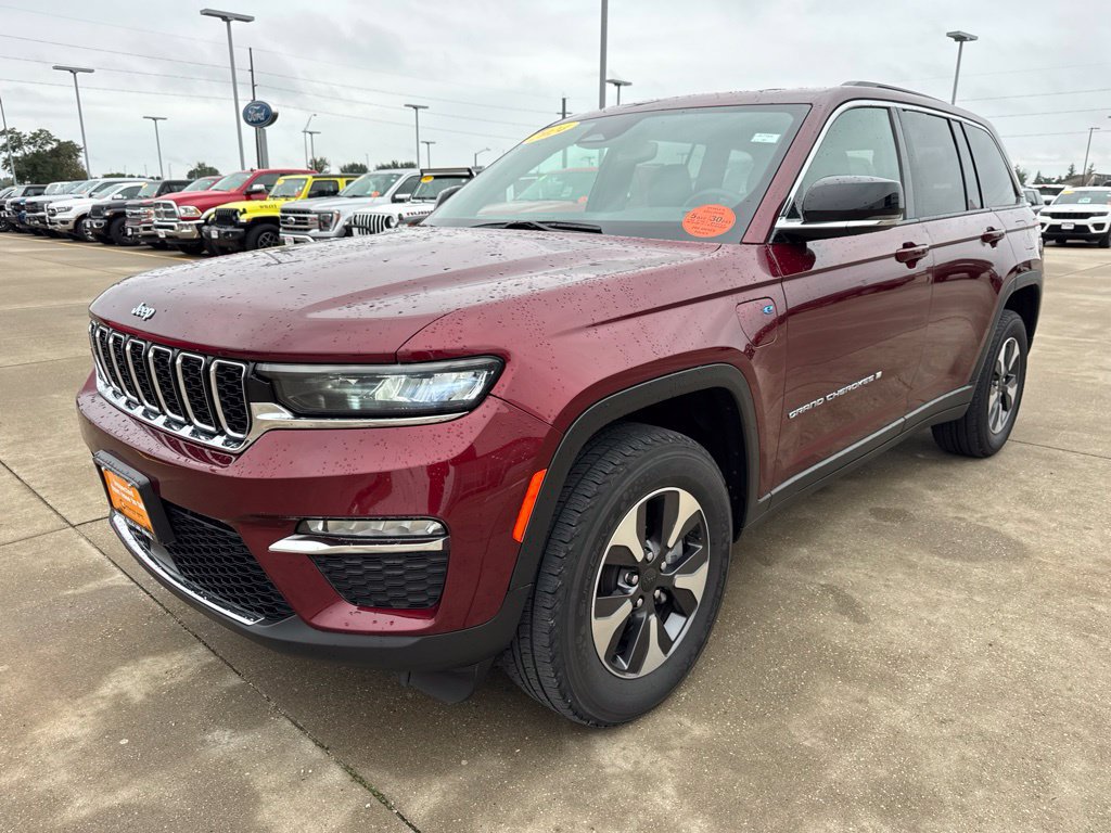 Certified 2024 Jeep Grand Cherokee Limited 4xe AWD/4WD image 28
