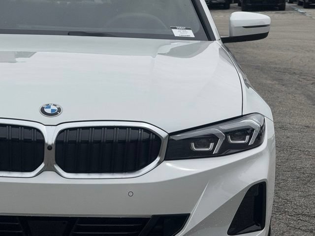 New 2026 BMW 330i xDrive Sedan w/ Premium Package AWD/4WD image 10