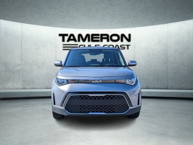 Used 2025 Kia Soul LX w/ LX Technology Package FWD image 10