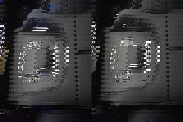 New 2026 Mercedes-Benz GLS 450 4MATIC image 31