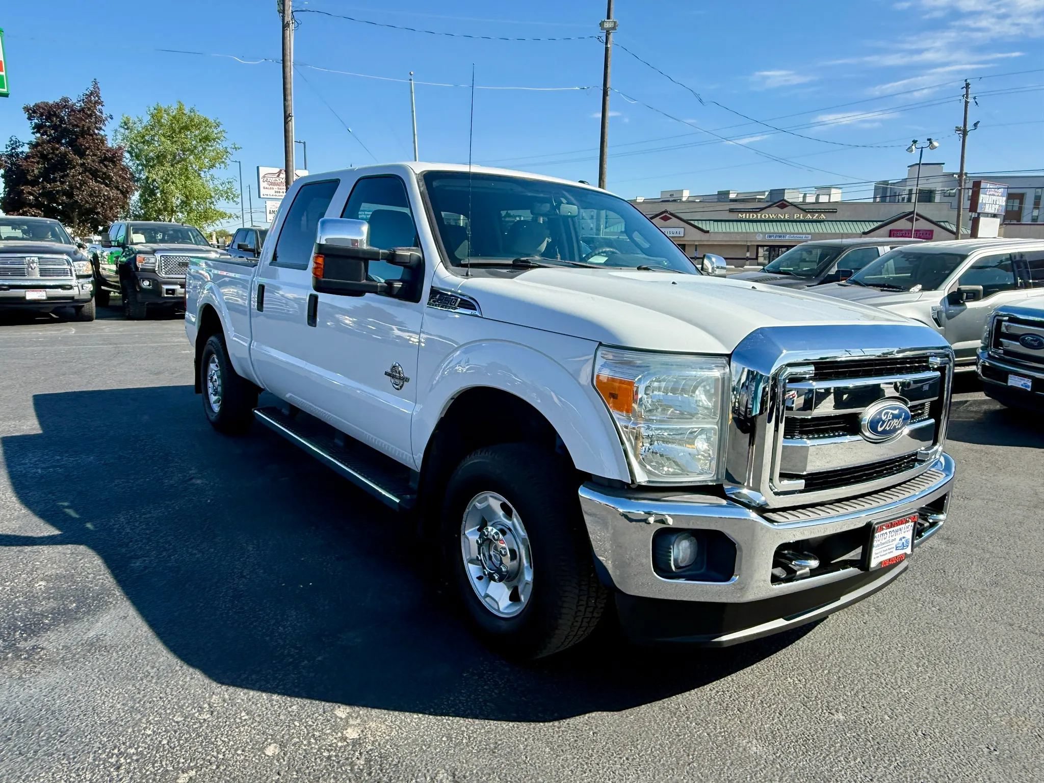 Used 2011 Ford F250 XLT w/ XLT Premium Pkg AWD/4WD image 7