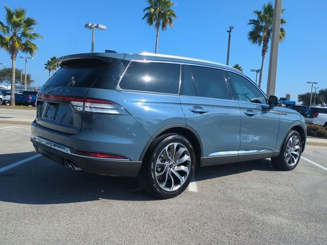 Used 2025 Lincoln Aviator Reserve w/ Illumination Package image 4