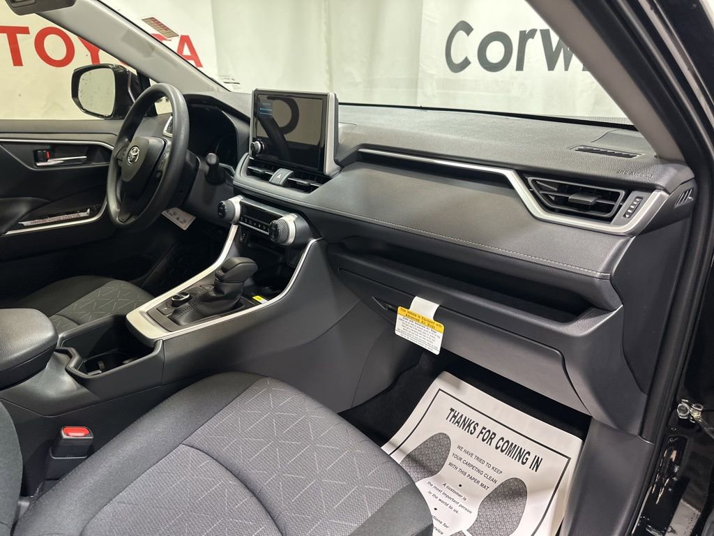 Used 2025 Toyota RAV4 XLE image 11