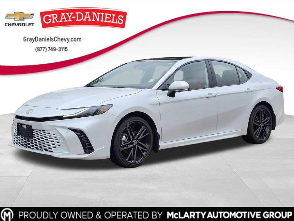Used 2025 Toyota Camry XSE w/ Premium Plus Package AWD/4WD image 1