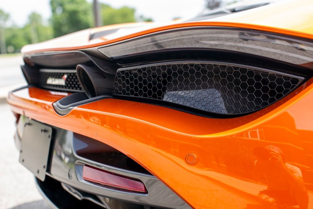 Used 2018 McLaren 720S Performance RWD image 27