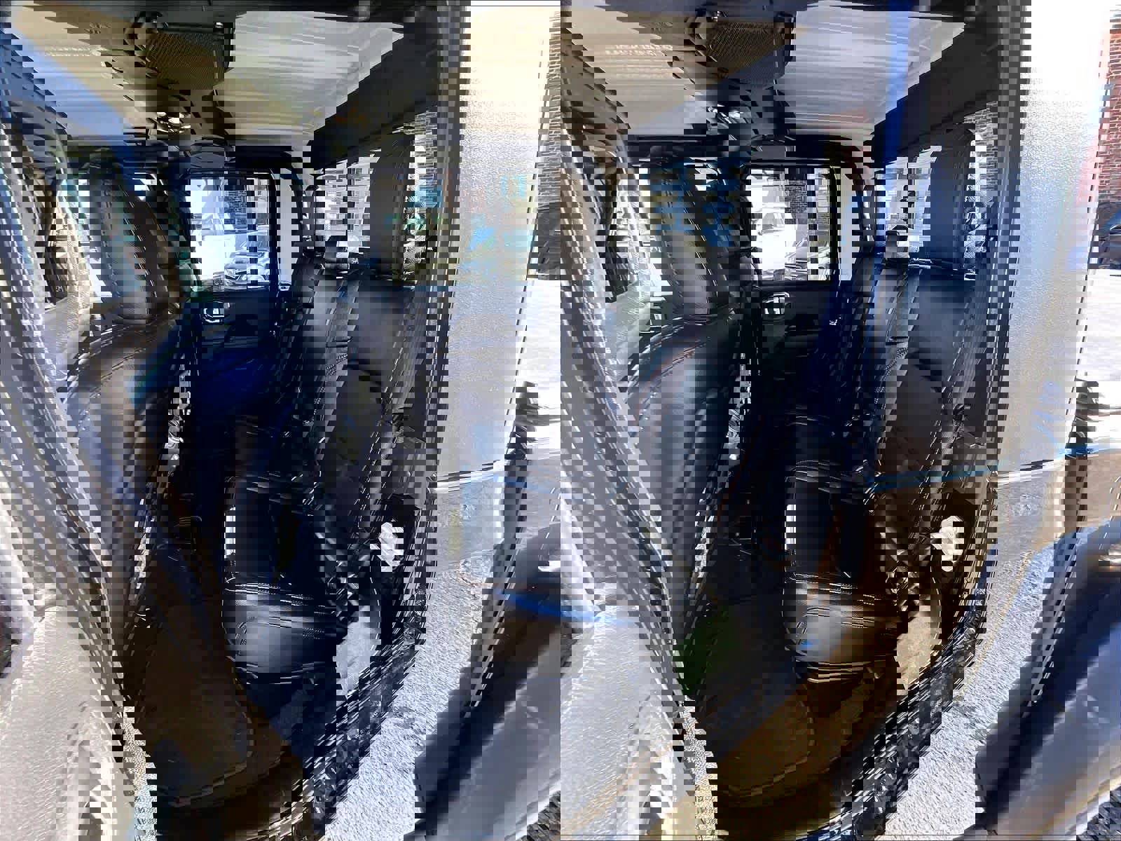 Used 2022 Jeep Gladiator Mojave w/ Cold Weather Group image 15