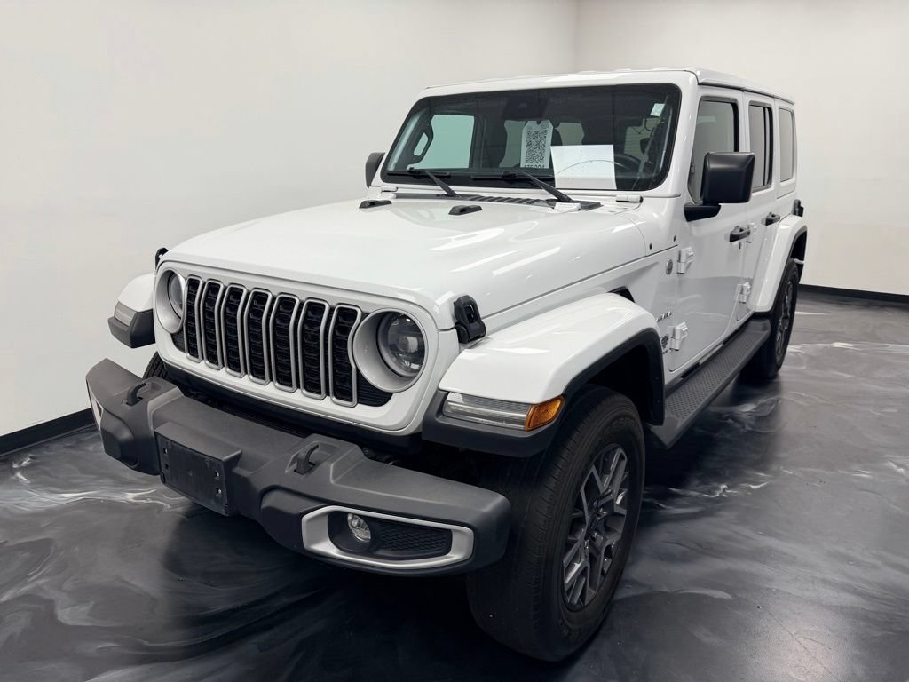 Used 2024 Jeep Wrangler Unlimited Sahara AWD/4WD image 4