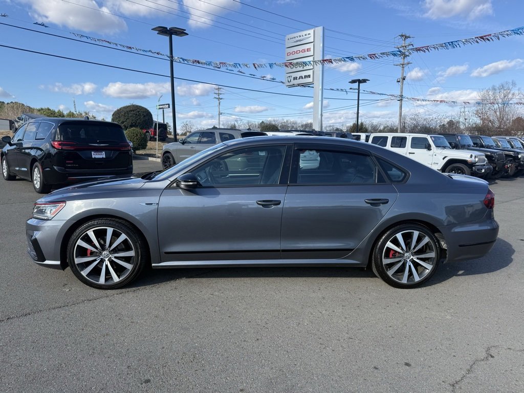 Used 2018 Volkswagen Passat 3.6 image 7