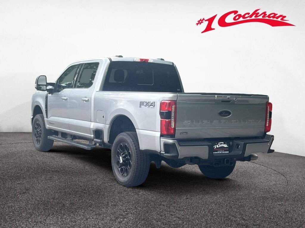 Used 2024 Ford F350 Lariat w/ Lariat Ultimate Package AWD/4WD image 9