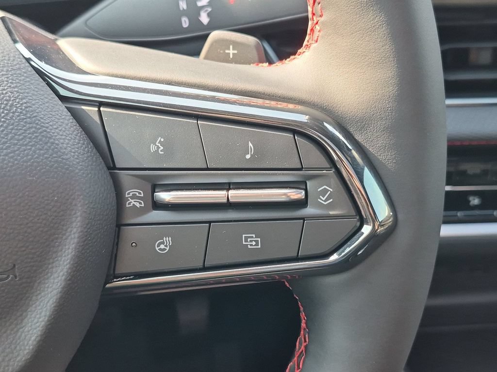 New 2027 Chevrolet Equinox RS w/ Safety and Technology Package FWD image 17