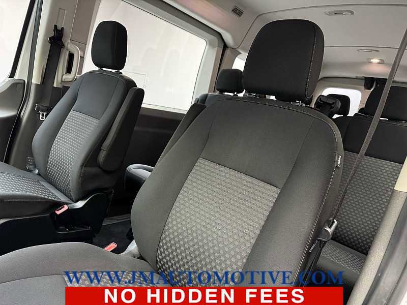 Used 2023 Ford Transit 350 XLT image 13