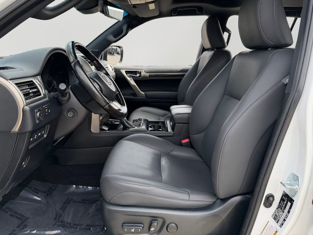 Used 2021 Lexus GX 460 Premium w/ Premium Package image 15