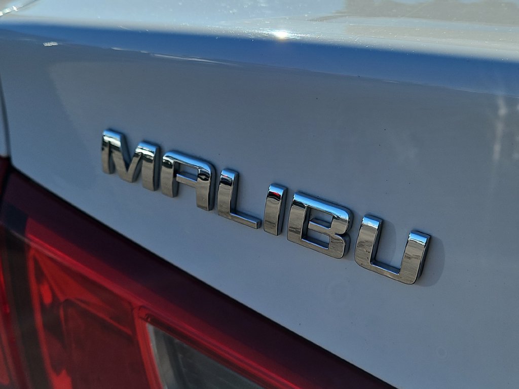 Used 2024 Chevrolet Malibu LT FWD image 9